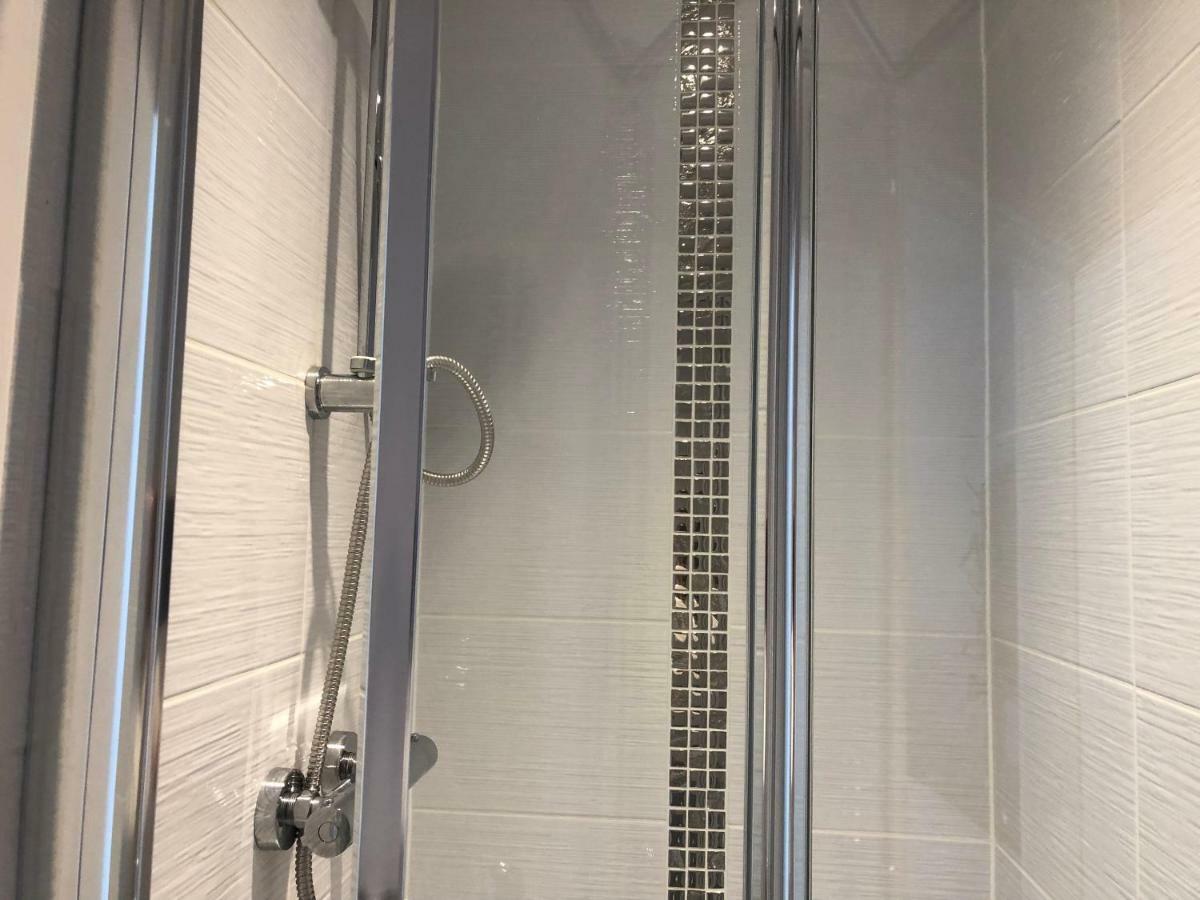 بانبيري Prospect Guest House المظهر الخارجي الصورة